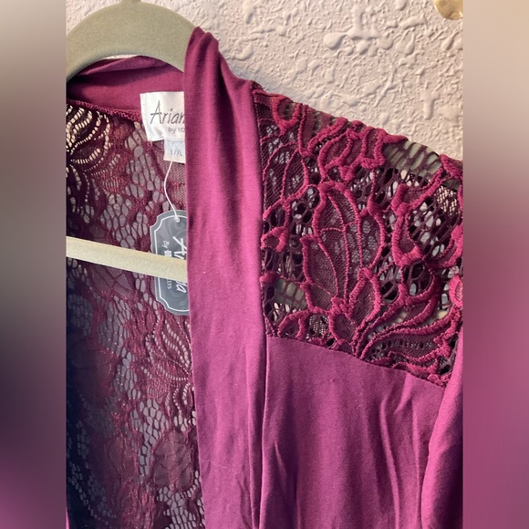❌NWT Arianna by Howard's Lace Back Plum Cardigan Size L/XL - Picture 2 of 6